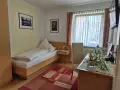 Einzelzimmer 1